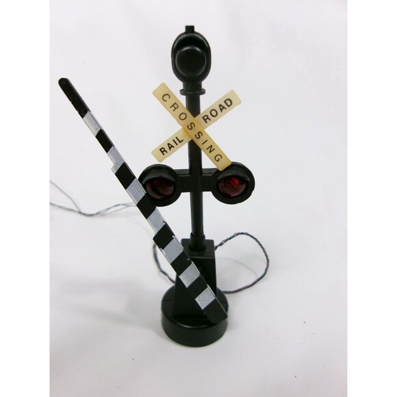 Vintage Christmas Valley Railroad Crossing Light Guard Village Light Train Sound - Picture 4 of 4